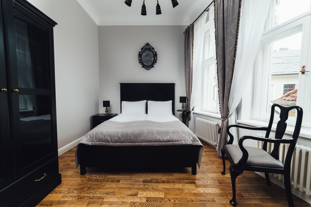 Sherlock Art Hotel Riga Luaran gambar
